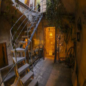 Golden Moments Lecce Cover